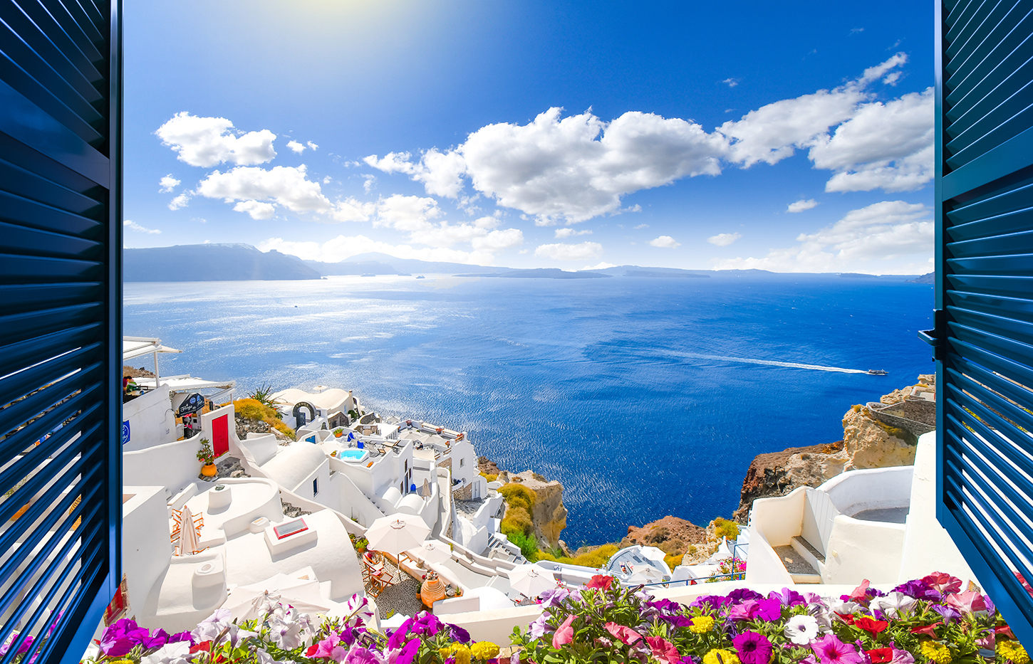 Athens and Santorini 5‐Night Luxury Stay for 2 with Guided Tour