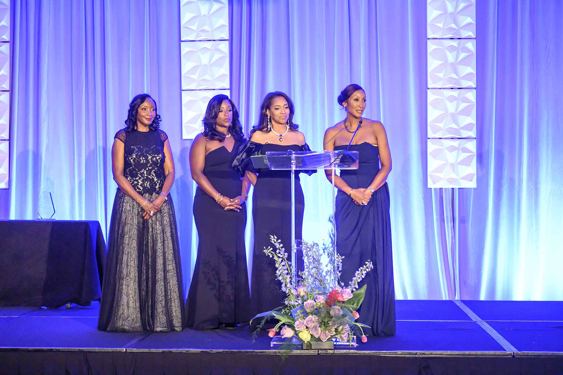 President Andrea Sneed Jackson and Ball Chairs, Yoshida Kirkwood, Sandy Ulmer and Cynthia Phillips